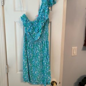 Lilly Pulitzer pattern one sleeve dress